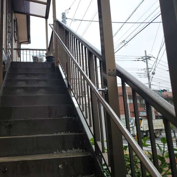 【鉄部塗装】外階段をまるごと刷新！手すり取付で安全性も向上♪（市川市曽谷）