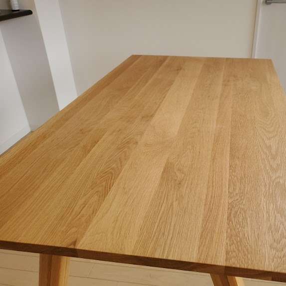 【木部塗装】木目の風合いを活かしたテーブル塗り替え！（市川市中山）
